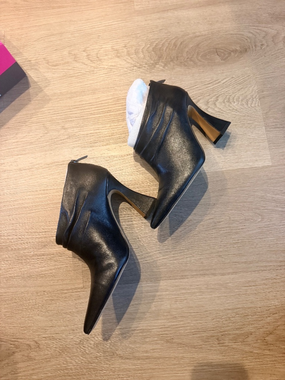 Vince Camuto Amelia Black Leather Ankle Booties 7.5 NEW